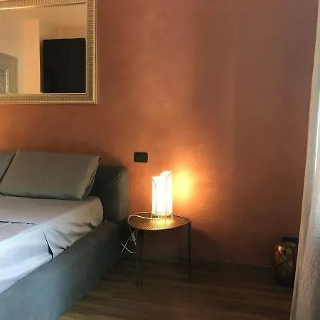 Casa Toret: Bilocale Luminoso E Moderno, Ben Attrezzata *