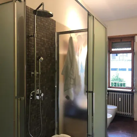 Casa Toret: Bilocale Luminoso E Moderno, Ben Attrezzata Apartment